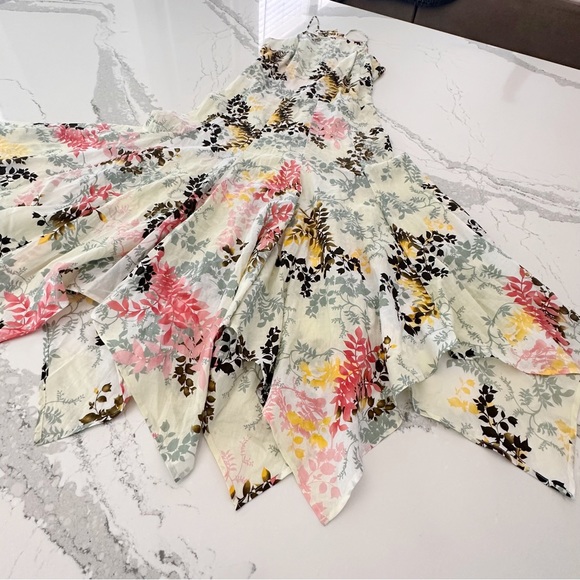 Paul & Joe Floral Dress - Picture 5 of 12